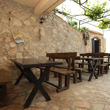 With Parking Space Ivan Dolac, Hvar - 10434 Jelsa (Hvar)