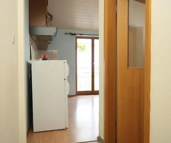 Appartamento With Parking Space Ivan Dolac, Hvar - 10434